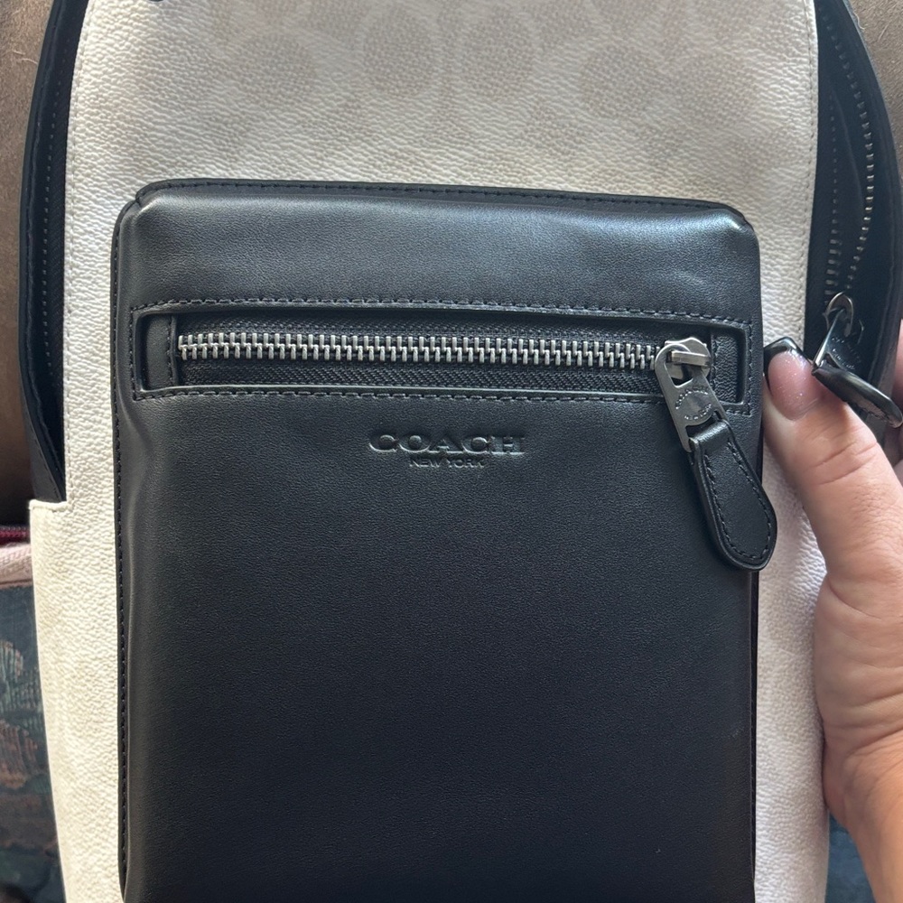 Coach Black and White Crossbody Bag - Picture 2 of 12